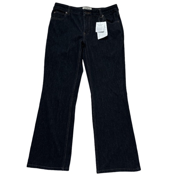 L.L. Bean Favorite Fit Straight Denim Deans Dark Wash 10 Petite item 275487 - Picture 1 of 7